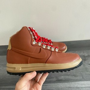 nike duckboot 18