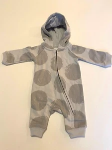 NUEVO CON ETIQUETAS Gymboree Bebé UNISEX Con Capucha 1 Pieza TODO RECIÉN NACIDO 0 Meses Gris - Imagen 1 de 4