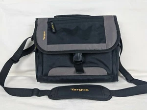 Men's Targus Notebook Tablet Messenger Bag Adjustable Strap Black Gray TSM148-50 - Picture 1 of 12