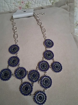 Collar torre tono plateado Style & Co Foto 1 de 2