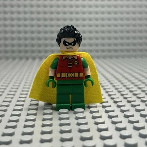 LEGO Super Heroes Robin Minifigura Moldeada Mangas Cortas Pelo con Puntas SH0200 - Imagen 1 de 2