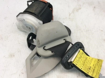 12 13 14 15 Toyota Prius C Cener trasero cinturón de seguridad retractor N Foto 1 de 4