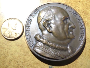 POPE JOHANNES XXIII PONT MAXIMUS (1958-1963) Ecumenical Council 50mm Medal K1 - Picture 1 of 2