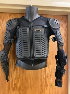 UFO PLAST FULLBODY PROTECTION W/KIDNEY SIZE: SM/M COLOR: BLACK NEW WITH TAG! - Picture 1 of 4