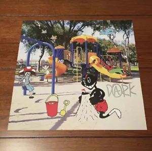 ALBUM FORMATO VINILE DRENATO PALUDE FIRMATO LIL DARKIE POSTER RAPPER AUTOGRAFO RARO - Foto 1 di 7
