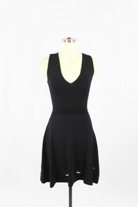 Nuevo sin etiquetas Vestido Sandro Ringo Negro Elástico Tejido Círculo Encaje Ajuste y Acampanado, Talla 1/S - Imagen 1 de 13