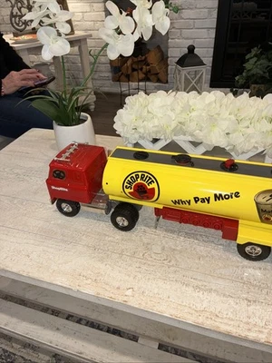 Vtg 1970's Tonka 26'' Pressed Steel & Plastic Super Tanker NO HOSES Collectible - Image 1 of 4