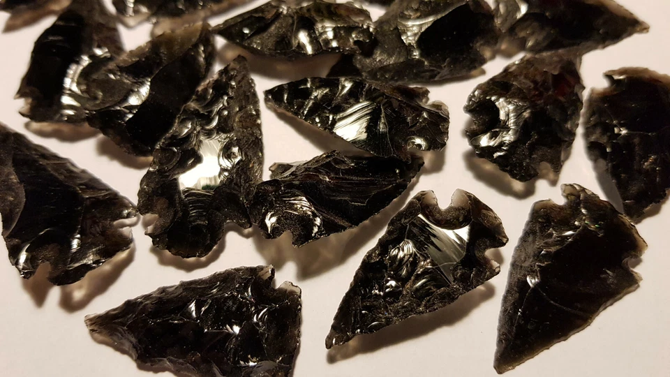 10 - 500 piezas punta de flecha obsidiana 3-4,5 cm obsidiana ossidiana freccia point - Imagen 1 de 1