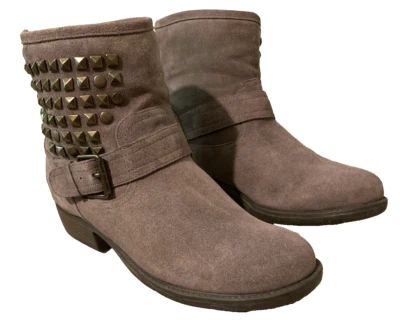 Botas de tornozelo Steve Madden femininas Outlaww couro camurça marrom tamanho 9 cravejadas - Imagem 1 de 4
