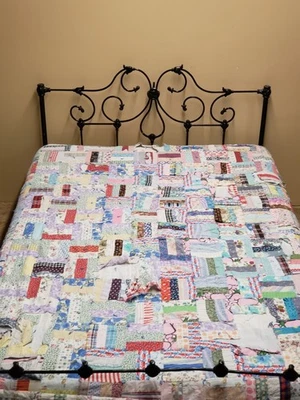 Edredón Vintage Algodón 70x88" CORTADOR Patchwork Años 50 Estate Find Manta Bateo Foto 1 de 4