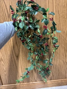 Interior del hogar y regalos bayas de acebo vid colgante artificial nuevo - Imagen 1 de 4