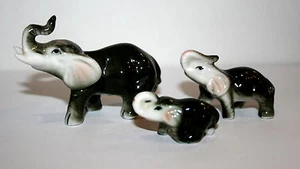 Small Porcelian Elephant Family Set 72815B dr18 - Picture 1 of 2