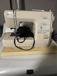 Sears Kenmore 16528000 Nähmaschine funktionstüchtig gebraucht - Bild 1 von 7
