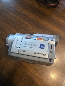 Samsung Camcorder Mini DV SCD23 800X Untested No Charger No Battery For Parts - Picture 1 of 6