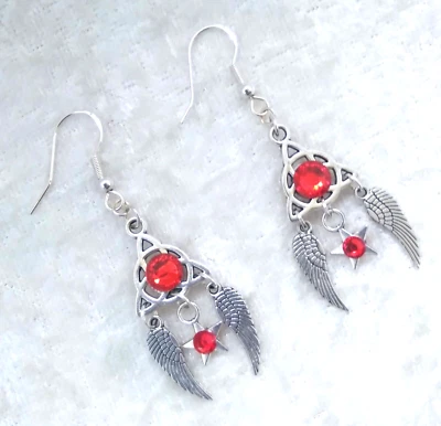 Celtic Knot, Red 3D Diamante, Angel Wings & Star, 925 Silver Hook Earrings Foto 1 de 4