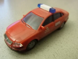AWM VW Passat Sammlung Blaulicht Beriner Feuerwehr kompetent u. schnell Sammlung - Picture 1 of 1
