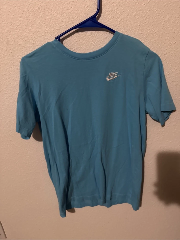Светло-голубая футболка Nike молодежная XL с коротким рукавом Dri-Fit логотип Swoosh - Изображение 1 из 1