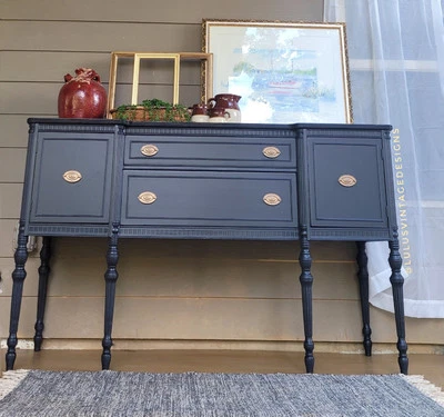 Mueble de Comedor, Credenza Negra, Floral, Latón Antiguo, Buffet, Aparador Foto 1 de 4