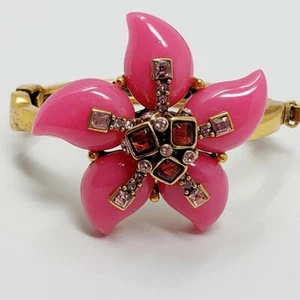 Oscar de la Renta Bright Pink Resin Flower Statement Bracelet - Picture 1 of 6