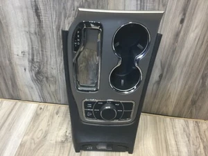 Jeep Grand Cherokee 19 2019 piso consola central palanca de cambios panel de moldura con portavasos - Imagen 1 de 8