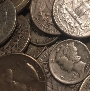 Valore nominale $1 - 90% argento monete statunitensi - mix quarti e cifre spazzatura costituzionale - Foto 1 di 3