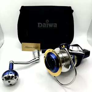 Carrete giratorio de pesca de agua salada Daiwa SALTIGA Z 6500 EXPEDITION con caja usado - Imagen 1 de 14