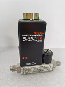 Brooks 5850TR Massendurchflussregler N2 2SLM 4V CDE GEBRAUCHT MFC - Bild 1 von 12
