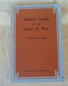 VTG c1969 Soldier's Guide Book to the Laws of War by Morris Greenspan - Bild 1 von 10