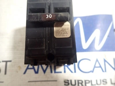 Interruptor de circuito Crouse Hinds MP230 2 polos 30 amperios enchufable 120/240v Foto 1 de 3