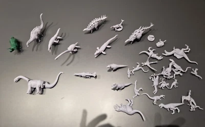 Lotto Dinosauri resina da collezione - Immagine 1 di 4