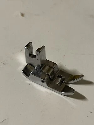 Low Shank All Purpose Universal Zig Zag Foot For Home Sewing Machines - Image 1 of 3