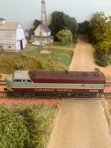 HO Proto 1000 C-Liner "A" Canadian Pacific 4056. Item 500012. IOB - Picture 1 of 11