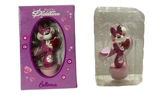 DIDDL MINIATUREN SAMMLER DIDDL AUS HARZ DIDDLINA TÄNZERIN ROSA - Bild 1 von 1