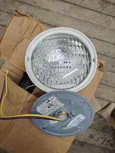 SURE-LITES EMERGENCY 6T6WWH-Weatherproof, 6V, 6W Halogen Lamp, White. NOS - Picture 1 of 6