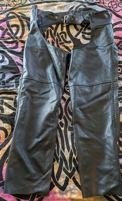 Кожаные галереи черные кожаные колпачки размер большой - Изображение 1 из 4