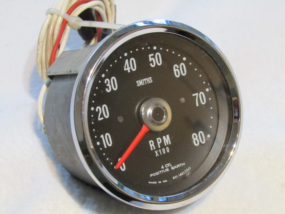 VINTAGE SMITHS 8000 RPM REV COUNTER RVI 1421/00 FITS HILLMAN IMP MINI MK1 FORD M - Image 1 of 4