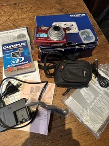 Olympus FE-340 Digital Camera with Box Papers Charger 2 Batteries 2 Discs Case - Picture 1 of 19