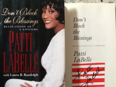 Patti LaBelle SIGNED Paper Autobio Singer Blue Belles Grammy Family Photos HCDJ - Image 1 of 4