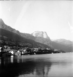 AUTRICHE c. 1953 - Panorama Lac Village Grundlsee - Négatif 6 x 6 - Aut 39 - Picture 1 of 1