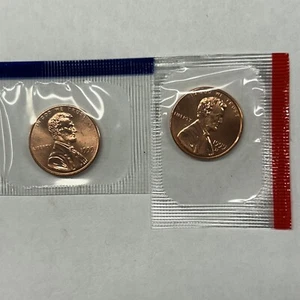 Centavo conmemorativo Lincoln 1999 P&D de conjunto como nuevo en violonchelo como nuevo con envío gratuito - Imagen 1 de 2