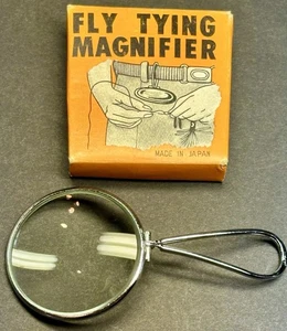 Cinturón lupa vintage Chadwick para atar moscas vidrio usado antiguo aparejos de pesca de trucha - Imagen 1 de 3