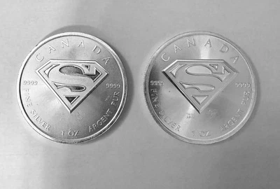Moneda de plata Superman hoja de arce 2016 Canadá .999 (1 oz) $5 Foto 1 de 2