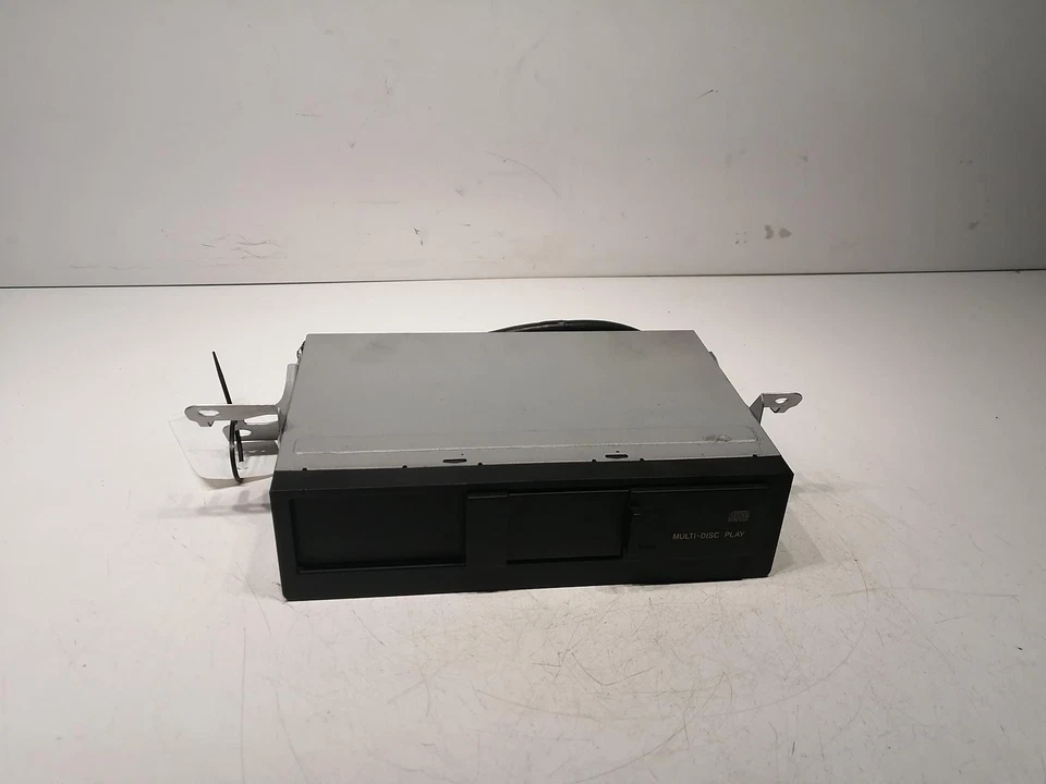 TOYOTA LAND CRUISER CAR STEREO HEAD UNIT 8627060080 J120 2006 - Image 1 of 4