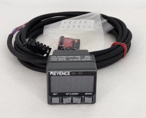 KEYENCE AP-C40WP APC40W PRESSURE SENSOR AMPLIFIER UNIT, NEW - Picture 1 of 2