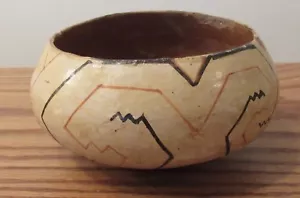 Antique/Estate Shipibo-Conibo polychrome pottery bowl South American 5.25” dia - Picture 1 of 12