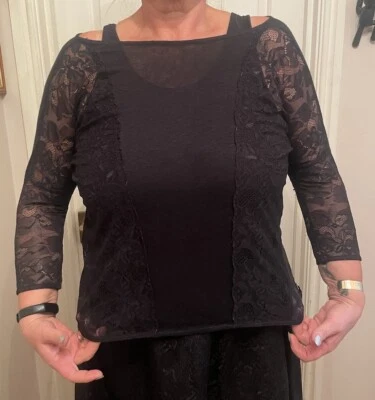 Ladies Twisted Muse Black Linen & Lace Hi Low Top Size S - Image 1 of 4