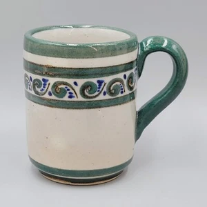 Taza de café de cerámica México Xochiquetzal firmada por el artista verde azul - Imagen 1 de 8