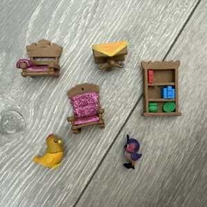 Disney Store Animators Littles Beauty & Beast Belle's Cottage Spare Furniture - Picture 1 of 3