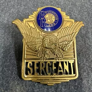 Insignia de sargento de latón Remington Rand de colección obsoleta RARA - Imagen 1 de 7