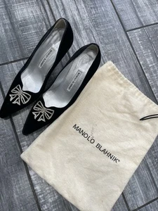 Manolo Blahnik TERLAN Black Velvet Heels Pumps Crystal Embellishments 39 - Picture 1 of 11